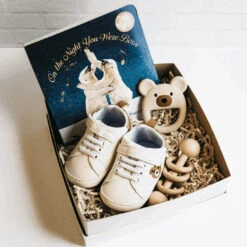 Little Explorer Gift Box - Ivory
