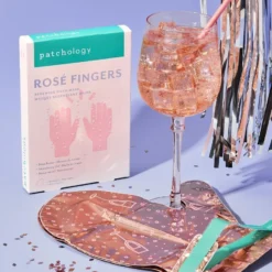 Patchology Serve Chilled Rosé Hand Mask