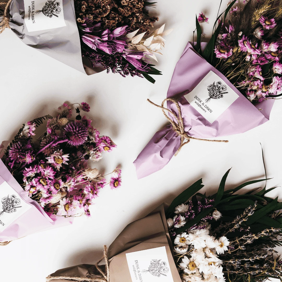 Juliette Dried Flower Mini Bouquet - Image 4