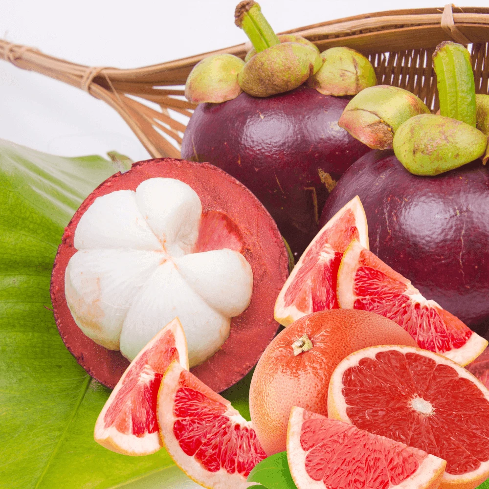 Grapefruit & Mangosteen Gold Travel Candle - Image 6