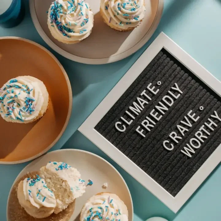 Vanilla Cake & Cupcake Mix - Image 3